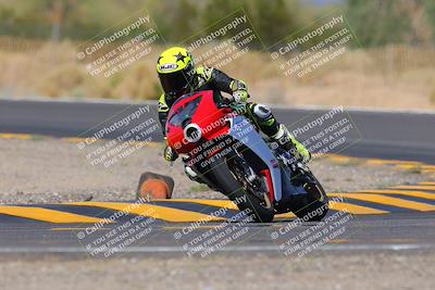 media/Oct-03-2022-Moto Forza (Mon) [[5f077a3730]]/Intermediate Group/Session 3 (Turn 3)/